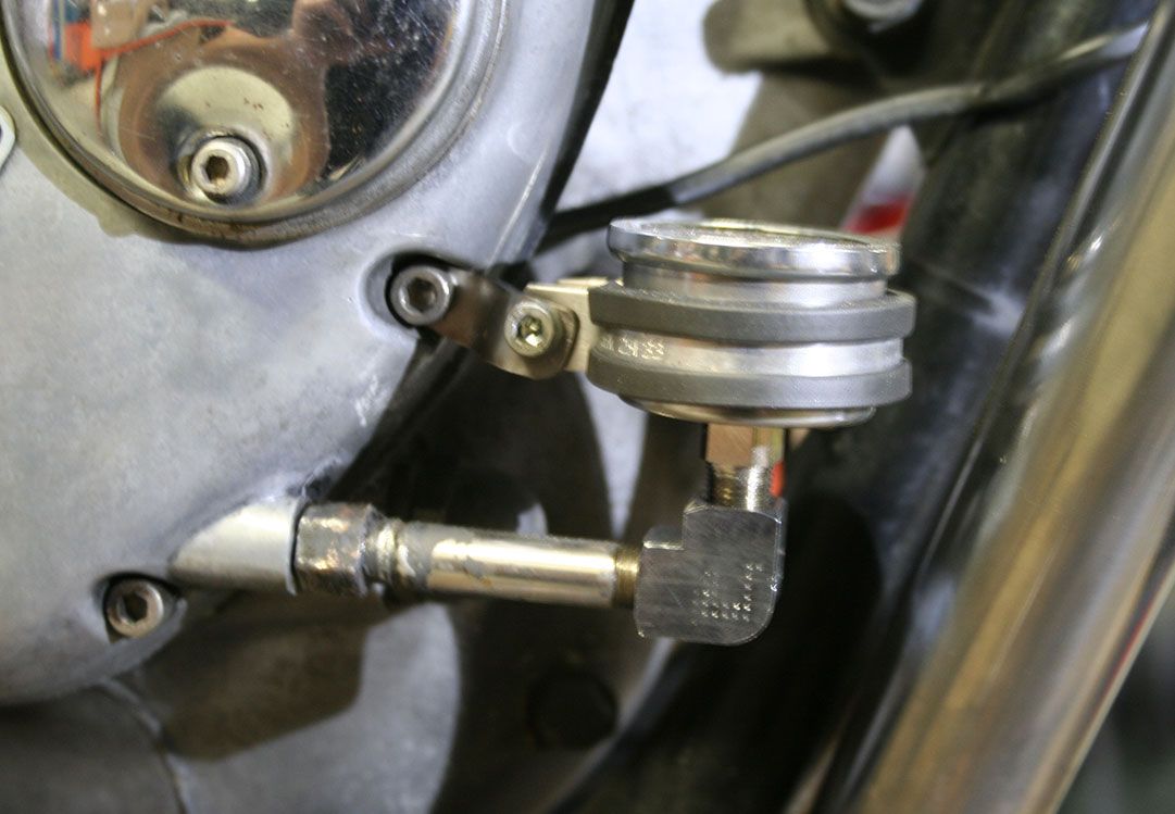 TRIUMPH BONNEVILLE T140