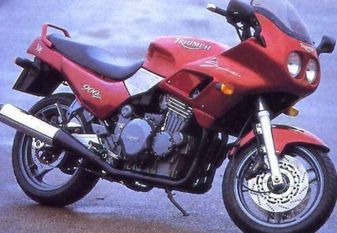 TRIUMPH SPRINT 900